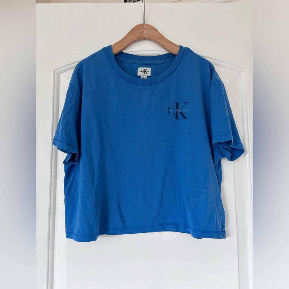 Calvin Klein Crop Top